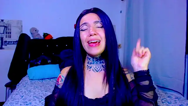 LannieGonzales online show from May 2026 01:37:01 AM