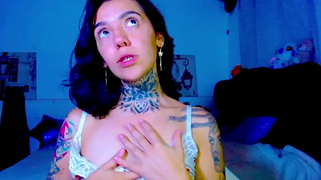 LannieGonzales online show from May 2026 02:30:01 AM