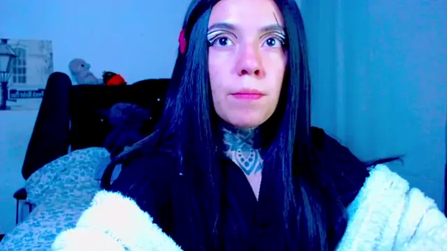 LannieGonzales online show from May 2026 01:49:02 AM