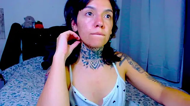 LannieGonzales online show from June 2026 03:28:01 AM