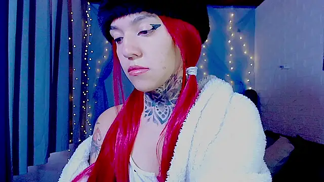 LannieGonzales online show from April 2026 12:56:01 PM