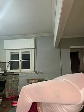 Abrildqquino online show from July 2026 11:20:02 PM