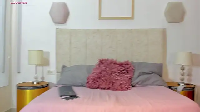 Snapshot of _blowsex_ chatting on April 2026 01:13:01 PM blowsex online show from April 2026 01:13:01 PM