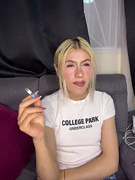 Lia fire online show from April 2026 05:12:02 AM