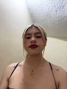 Lia fire online show from May 2026 01:19:02 PM