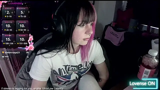 CutieTracer online show from April 2026 06:59:01 PM