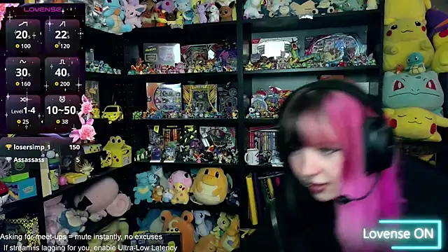 Snapshot of CutieTracer chatting on June 2026 03:06:02 PM CutieTracer online show from June 2026 03:06:02 PM