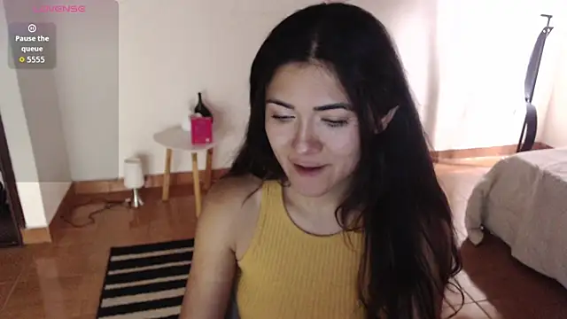 FreyaRouge online show from April 2026 02:45:02 PM