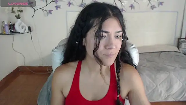 FreyaRouge online show from April 2026 03:08:01 PM