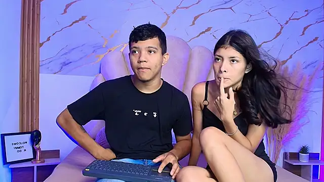 Miaa Hero online show from April 2026 07:50:02 PM