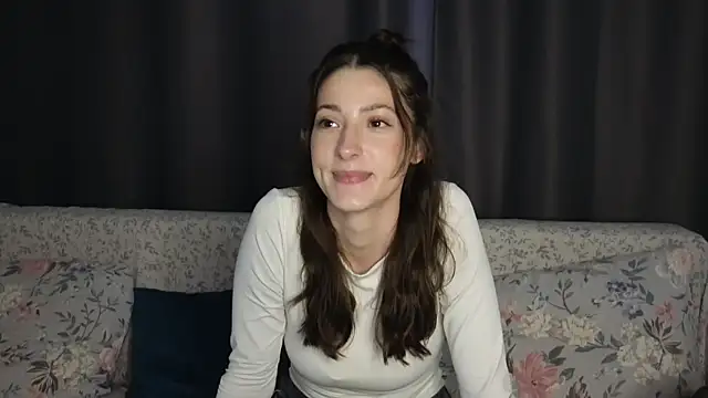 YayFine online show from April 2026 12:29:01 PM