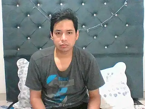 Ian-yin08 online show from April 2026 02:52:01 AM