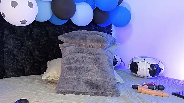 KiraKeyTeen online show from June 2026 07:30:01 PM