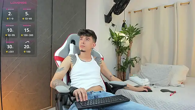 Snapshot of Nova__hard chatting on April 2026 06:27:02 AM Nova hard online show from April 2026 06:27:02 AM