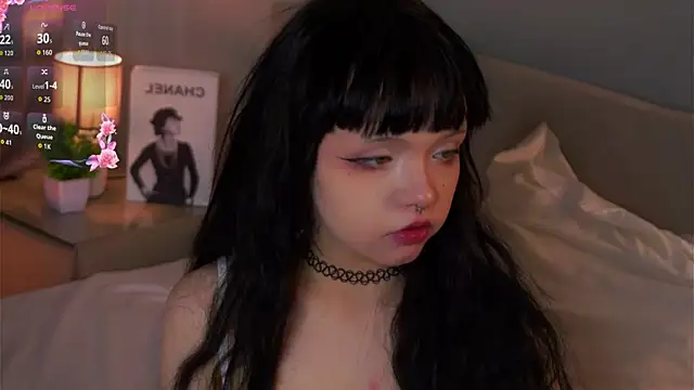 CandiceDossantos online show from April 2026 08:05:01 AM