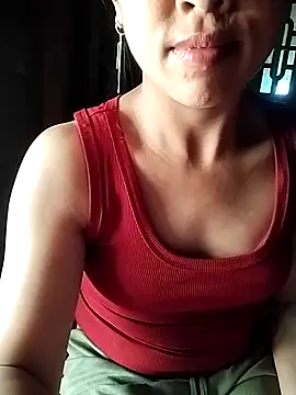 Snapshot of Lisa-aa chatting on April 2026 05:00:02 AM Lisa-aa online show from April 2026 05:00:02 AM