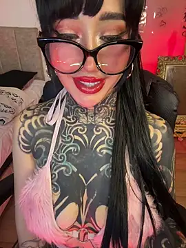 Musedreams online show from May 2026 12:51:02 AM
