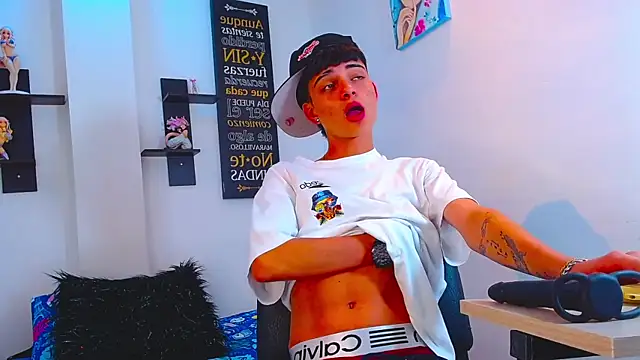 milo hot  online show from April 2026 02:18:01 AM