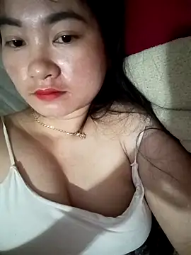 Linh Hoang online show from April 2026 04:32:01 PM