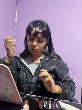 SamanthaColen  online show from April 2026 03:13:02 AM