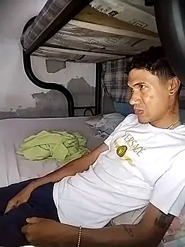 Athenas 23CM online show from April 2026 07:20:02 PM