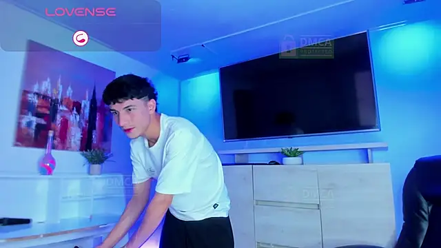 Snapshot of Taylor_Brooks chatting on April 2026 06:15:02 PM Taylor Brooks online show from April 2026 06:15:02 PM