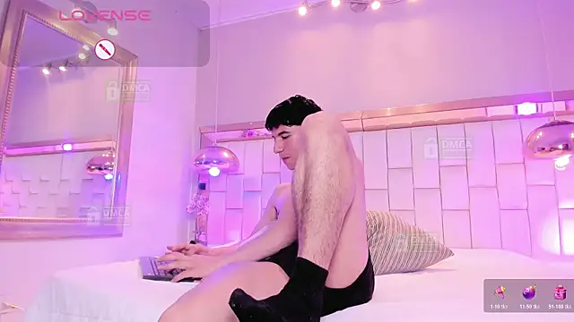 Snapshot of Taylor_Brooks chatting on March 2026 11:18:01 PM Taylor Brooks online show from March 2026 11:18:01 PM