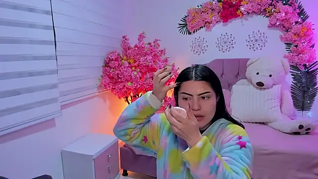 SamanthaVelvett  online show from April 2026 03:21:02 AM