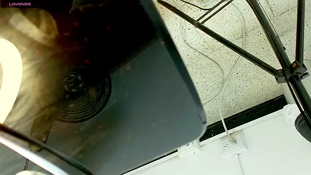 Selene  Luna online show from April 2026 01:42:01 AM