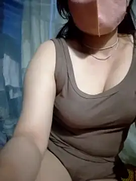 Mi-Naney online show from April 2026 10:43:01 PM