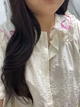 Rosecute11 online show from May 2026 05:33:01 AM
