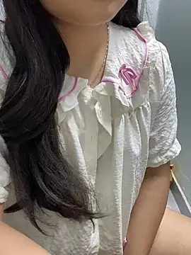 Rosecute11 online show from May 2026 12:36:02 PM