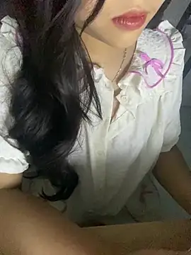 Rosecute11 online show from April 2026 10:33:02 AM