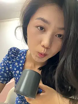 Shanshan 1267 online show from May 2026 11:54:02 AM