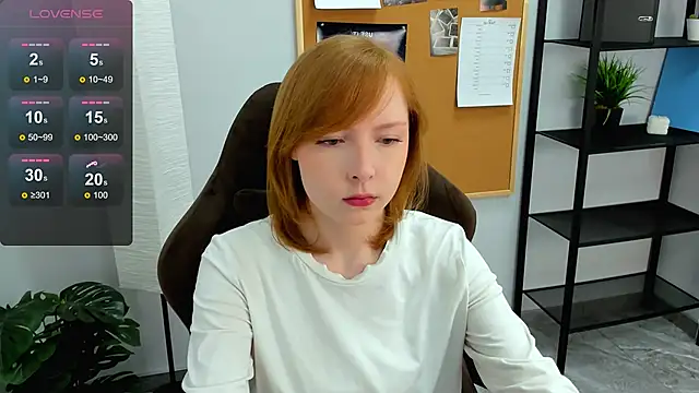 CherryCrushLove online show from May 2026 05:37:01 AM