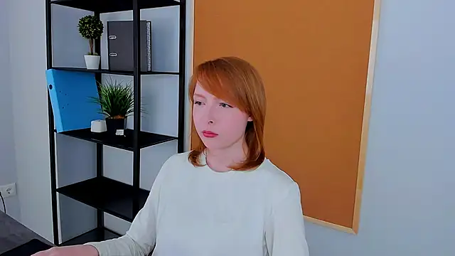 CherryCrushLove online show from April 2026 06:42:02 AM