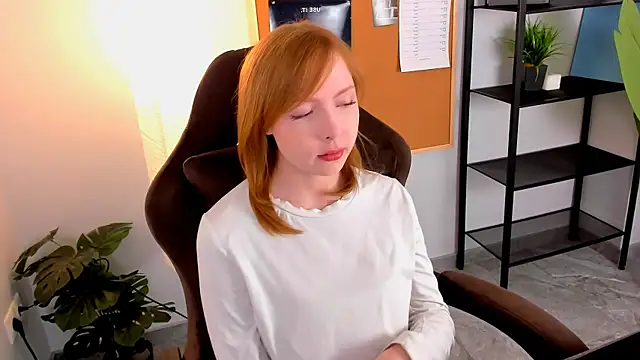 CherryCrushLove online show from May 2026 06:07:02 AM