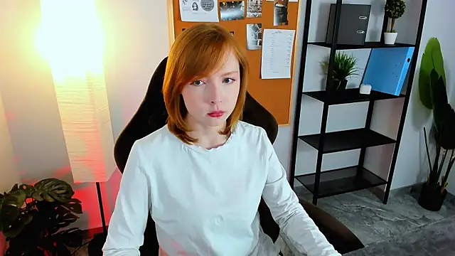 CherryCrushLove online show from May 2026 06:04:02 AM