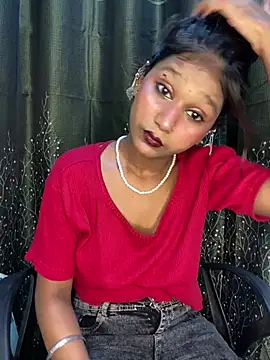 Cutiepie- online show from April 2026 05:59:02 PM