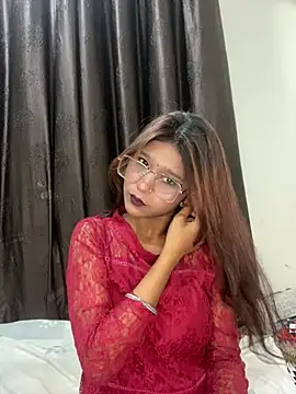 Snapshot of Cutiepie- chatting on April 2026 05:41:01 PM Cutiepie- online show from April 2026 05:41:01 PM