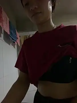 Elisa-a online show from April 2026 11:08:01 PM