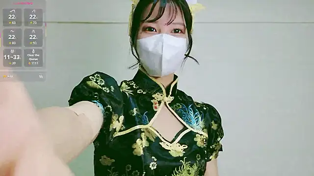 MISOSIRURICE online show from April 2026 01:02:02 PM