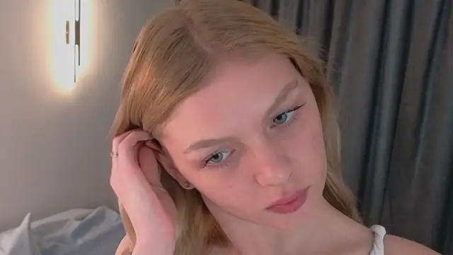 PatriciaaReed online show from April 2026 02:04:01 PM