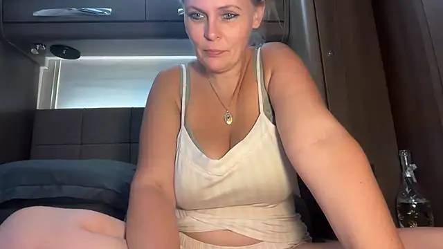 BustySwingingSlut online show from June 2026 08:15:02 PM