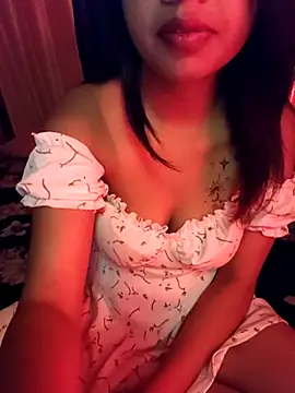 Snapshot of hoty-vani chatting on May 2026 05:09:01 PM hoty-vani online show from May 2026 05:09:01 PM