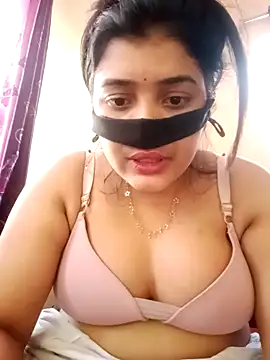 Snapshot of Joya-22 chatting on April 2026 11:03:02 AM Joya-22 online show from April 2026 11:03:02 AM