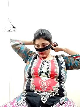 Snapshot of Joya-22 chatting on April 2026 11:52:01 PM Joya-22 online show from April 2026 11:52:01 PM