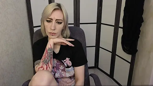 Snapshot of Black_Orchides chatting on April 2026 10:50:01 AM Black Orchides online show from April 2026 10:50:01 AM