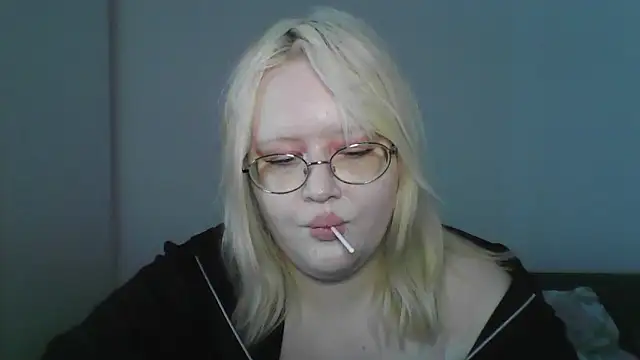 Snapshot of Elayne_Sweet chatting on April 2026 08:07:02 AM Elayne Sweet online show from April 2026 08:07:02 AM