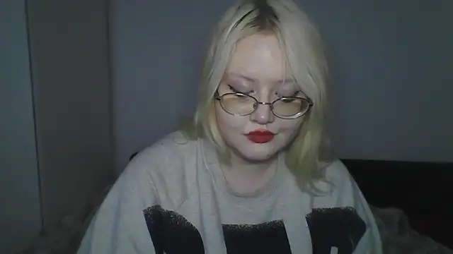 Elayne Sweet online show from May 2026 10:36:01 AM